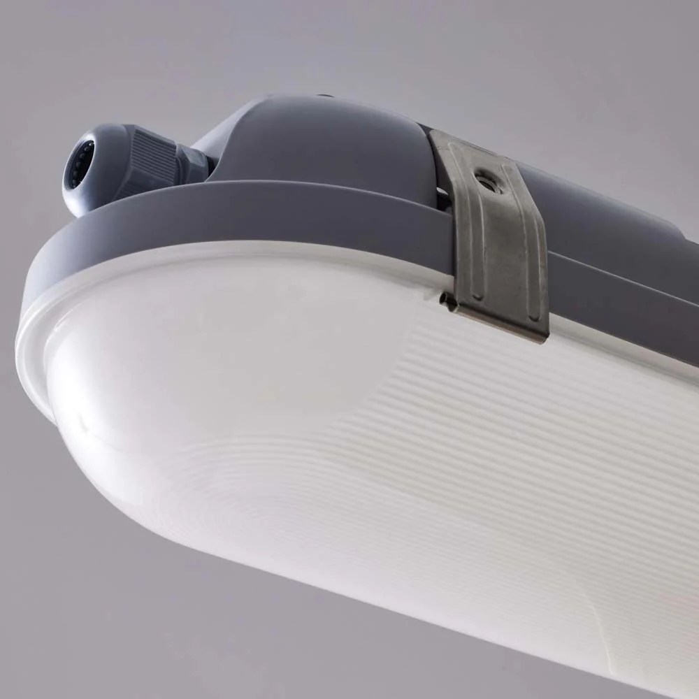 4-ft Vapor Tight Linear Fixture w/ Microwave Sensor CCT Tunable - Image 4