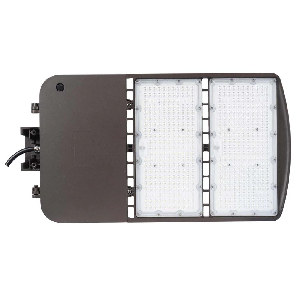 LED Area Light Type III 200W Bronze Finish 4000K 277-480V - Image 3