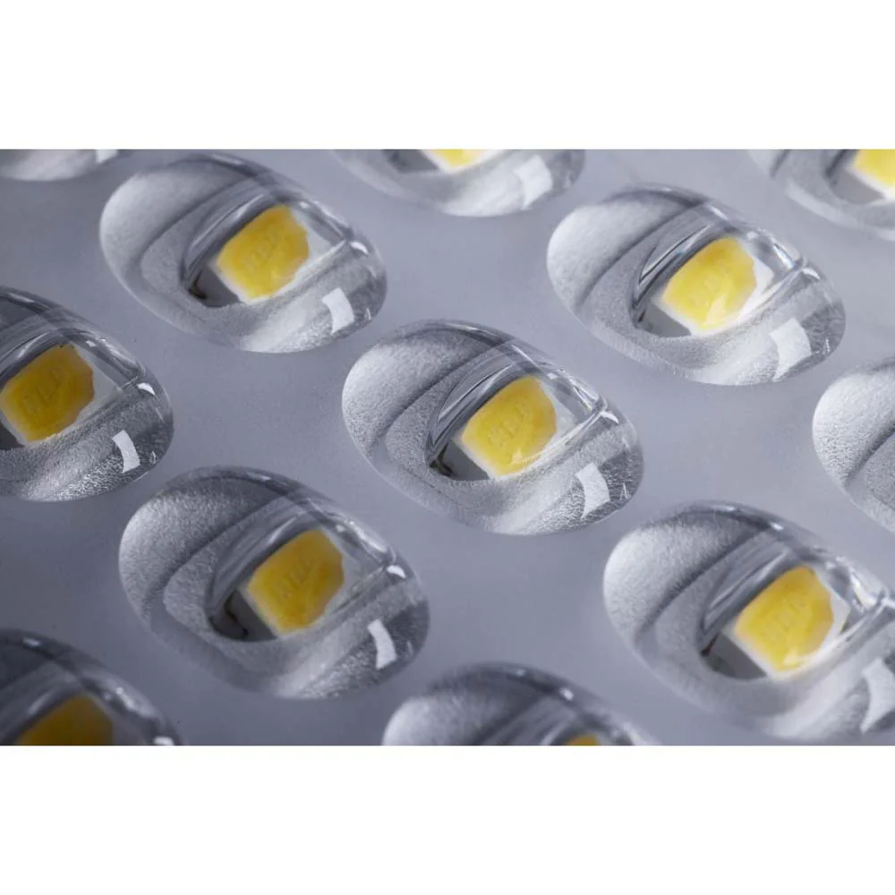 LED Area Light Type III 240W Bronze Finish 4000K 120-277V - Image 6
