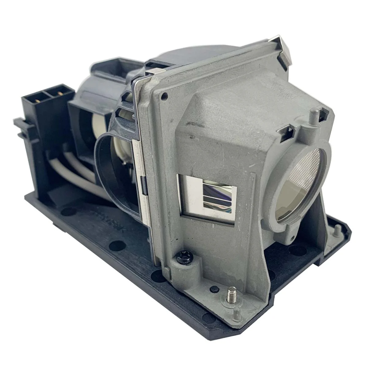 NEC NP-V311WJD - Projector Lamp Assembly Replacement - Image 2