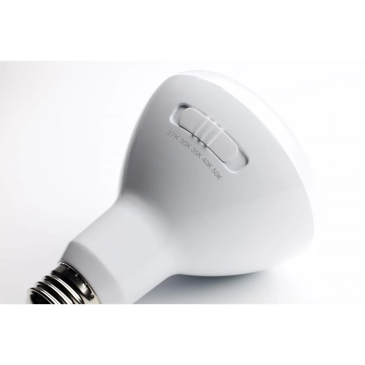 Satco 8.5w BR30 LED 120v CCT Selectable 90 CRI White Finish Bulb - Image 2