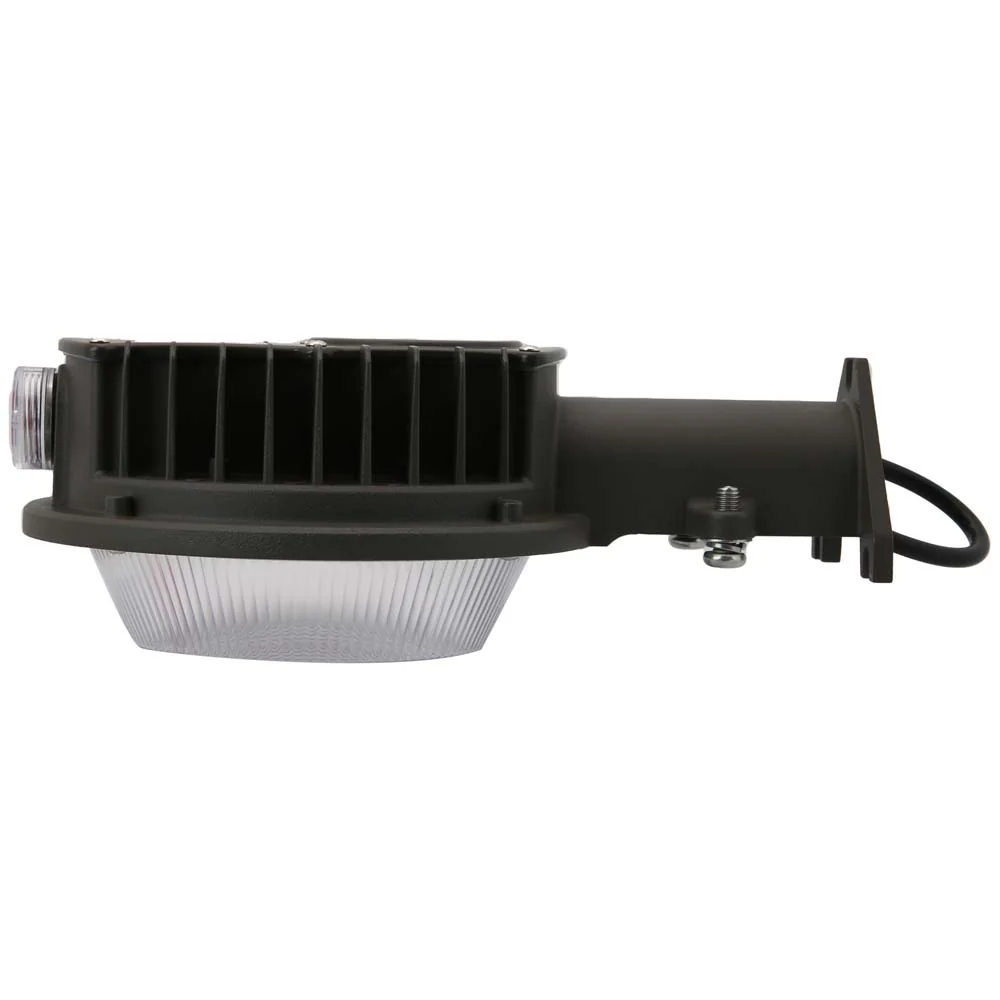 Sunlite LED Roadway Pole Mount Security Fixture CCT Wattage Selectable Dimmable - Image 4