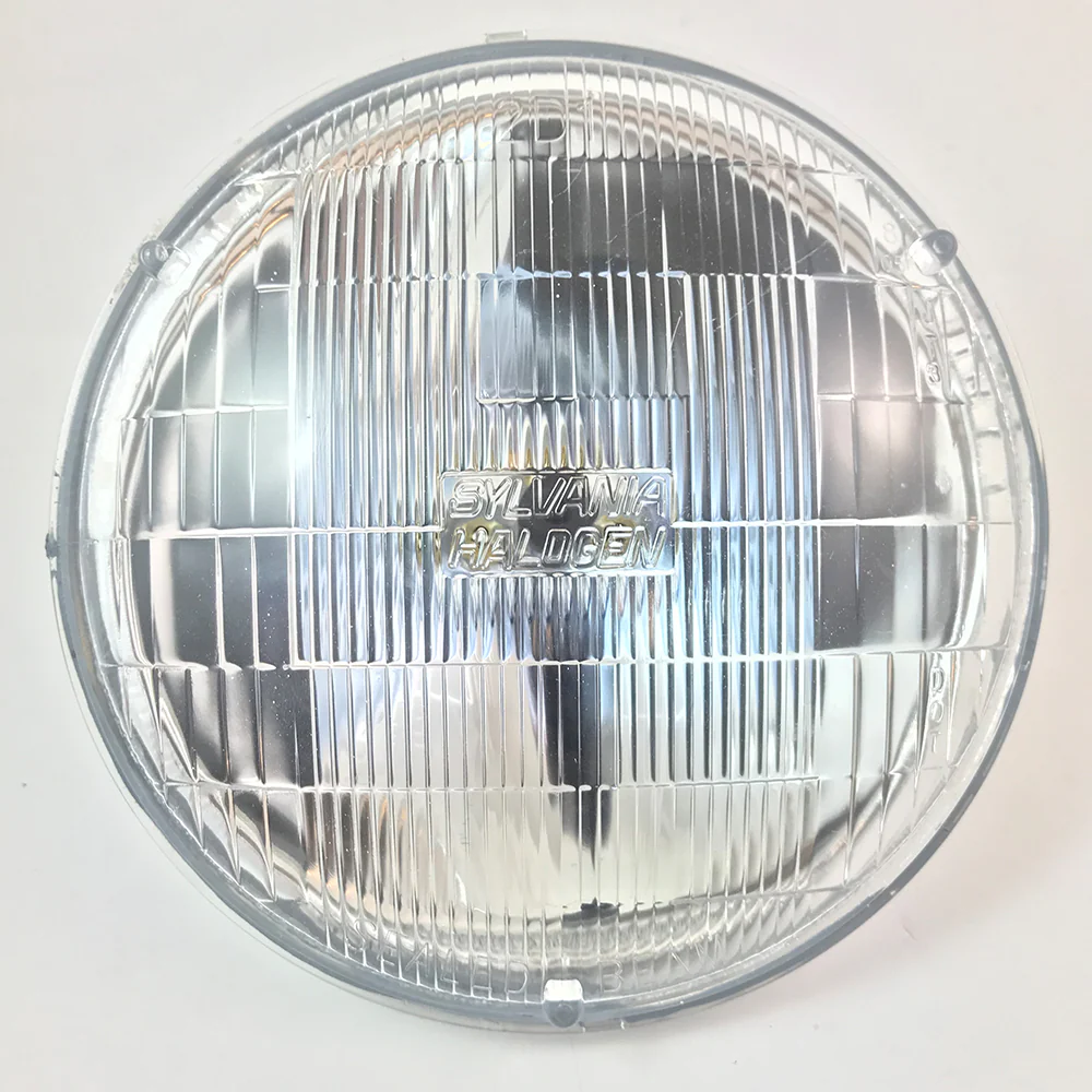 SYLVANIA H6024 SilverStar High Performance Halogen Headlight 7" Round PAR56 - Image 2